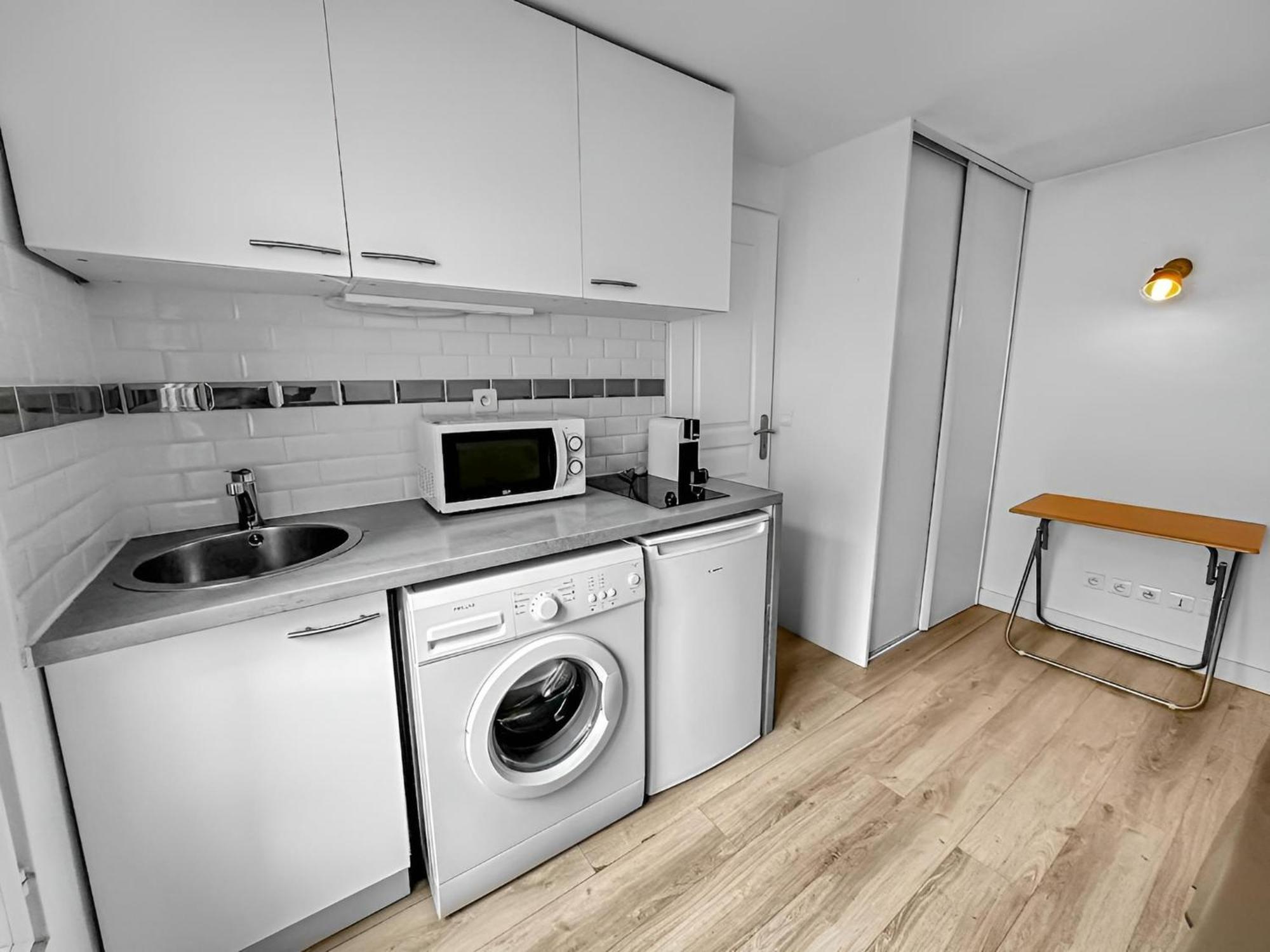 Apartment Joli Cocon Pour 2 Personnes Dans Le 10e Paris