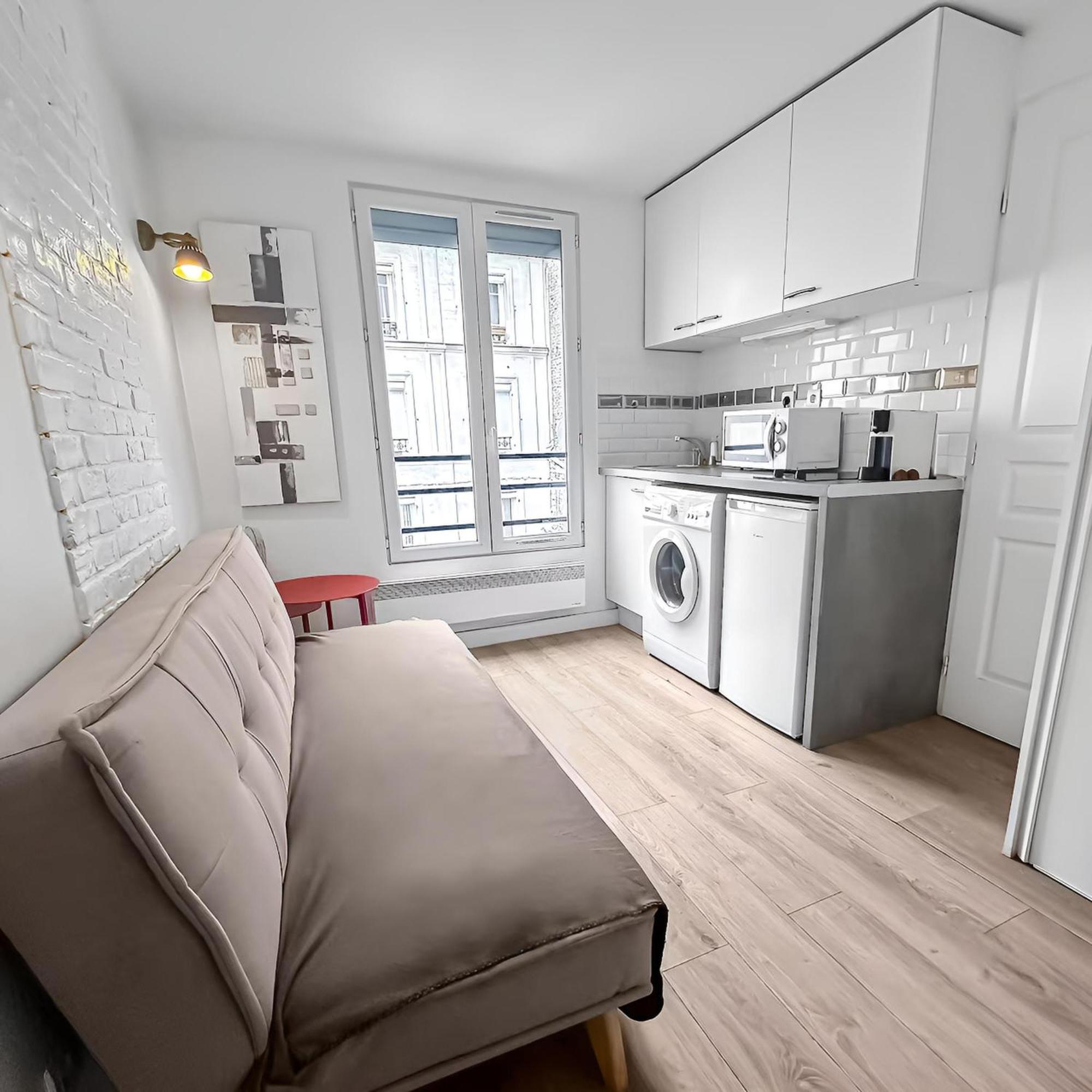 Joli Cocon Pour 2 Personnes Dans Le 10e *