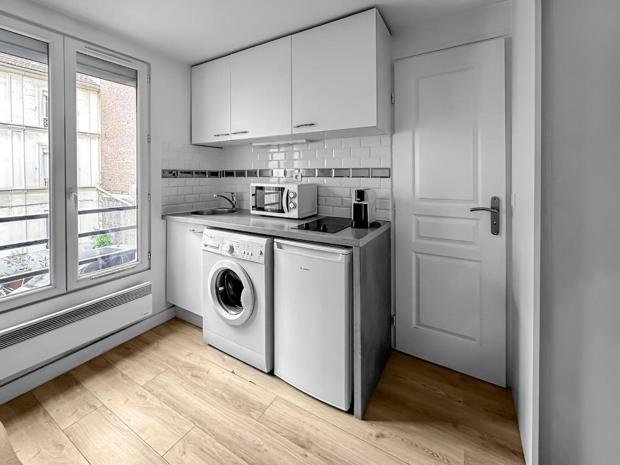 Apartment Joli Cocon Pour 2 Personnes Dans Le 10e Paris